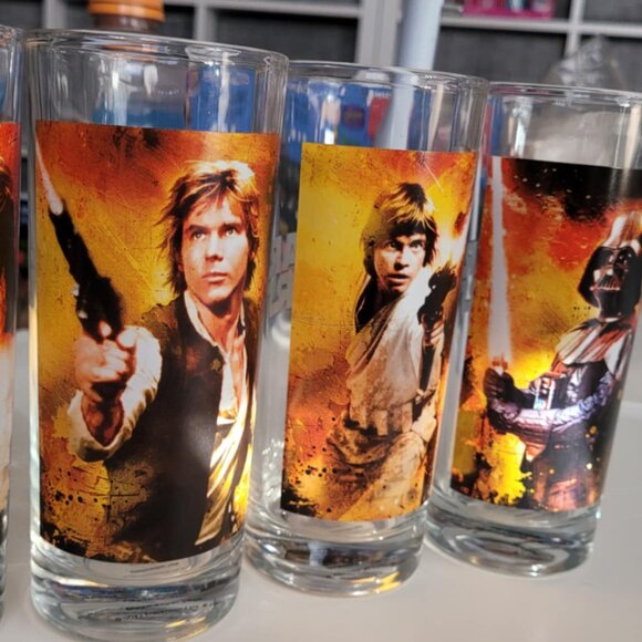 Vandor Star Wars 4 Pc 10 oz Glass Set - Picture 2 of 12